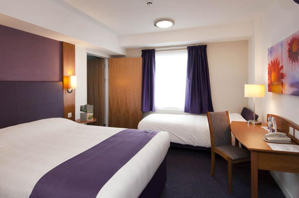 Premier Inn Newcastle City Centre Millennium Bridge Номер фото