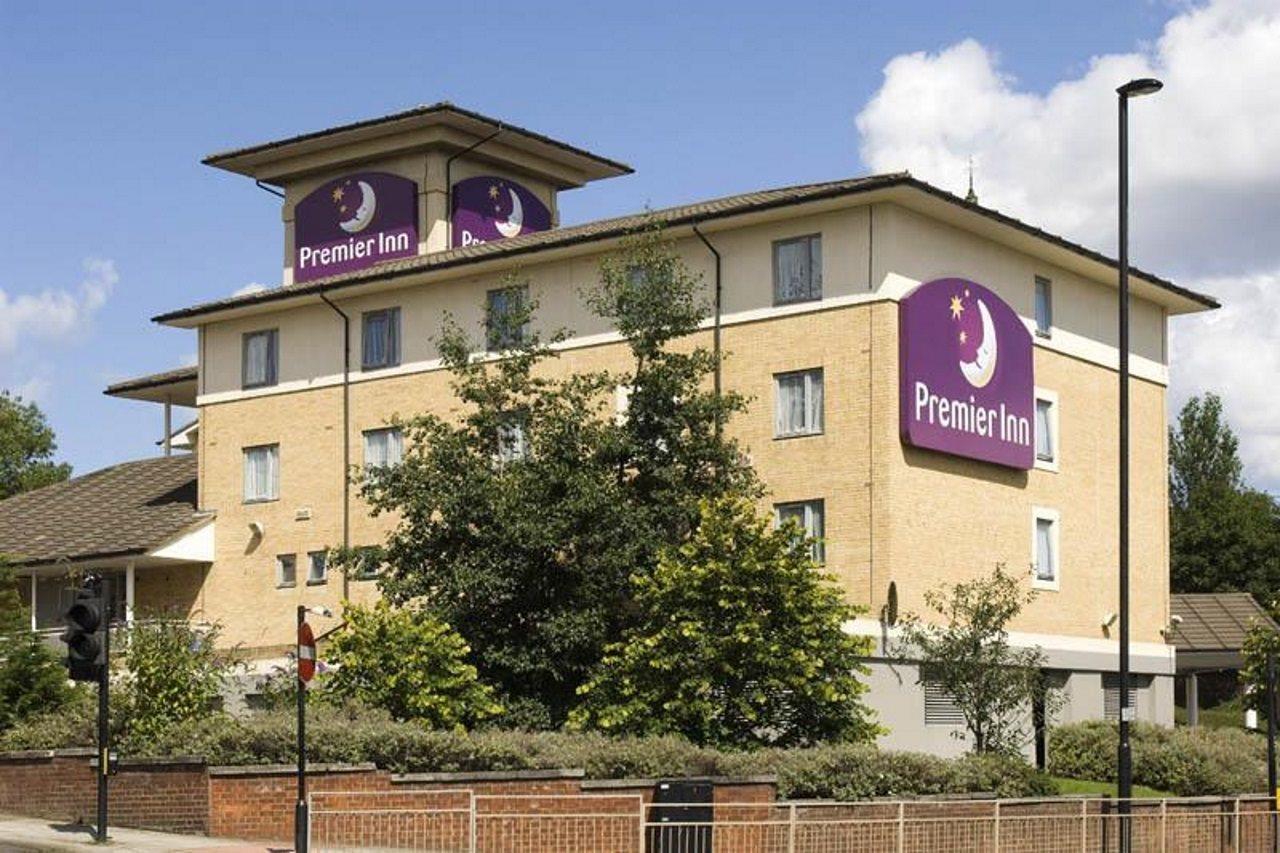 Premier Inn Newcastle City Centre Millennium Bridge Экстерьер фото
